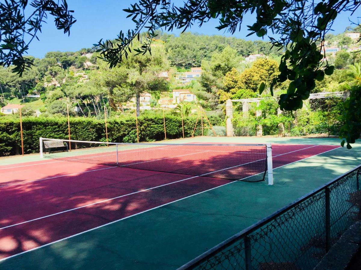 Studio 4 Personnes Avec Piscine, Tennis Apartment Hyeres Ngoại thất bức ảnh